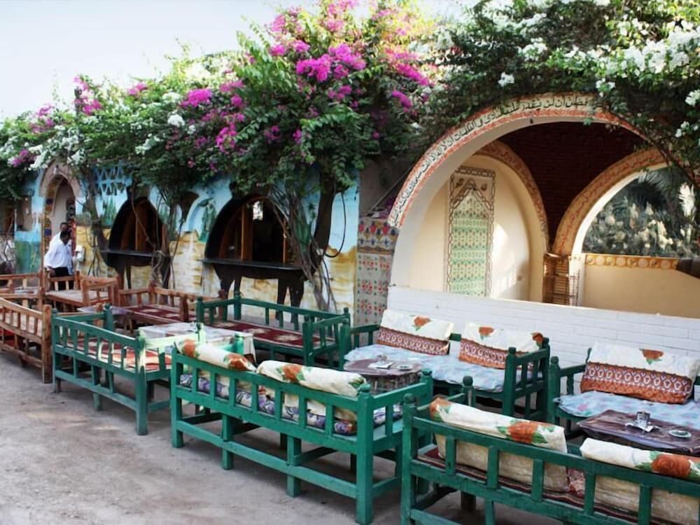 Фото Al Baeirat Hotel