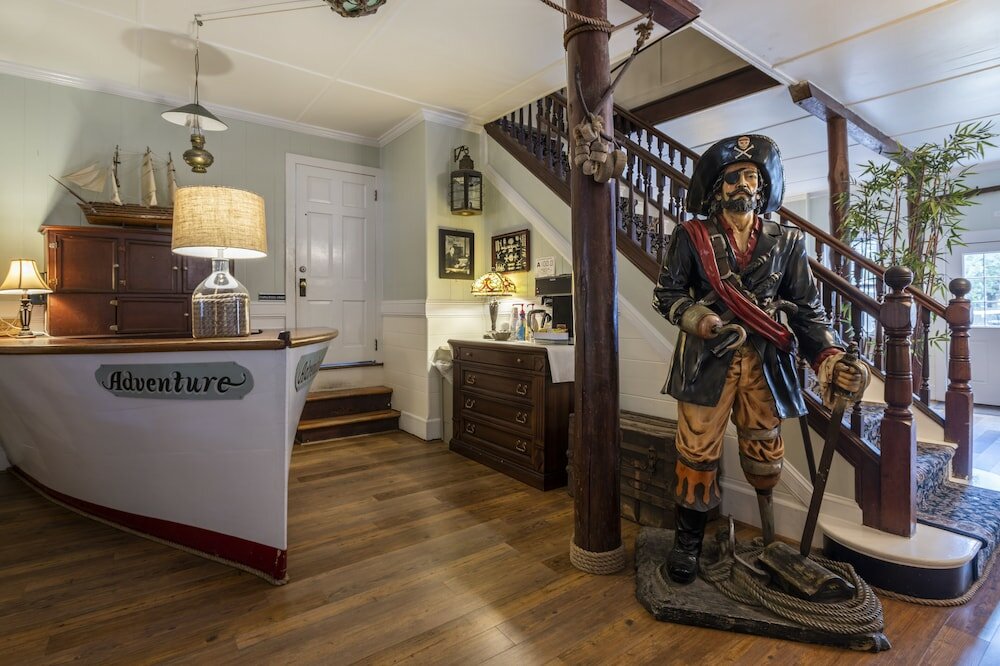 Фото Blackbeard's Lodge