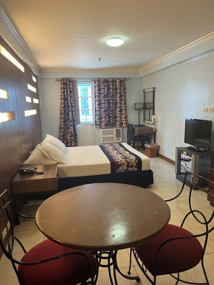 Фото Jupiter Suites