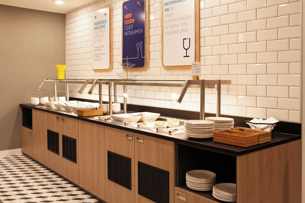 Фото Holiday Inn Express Neunkirchen