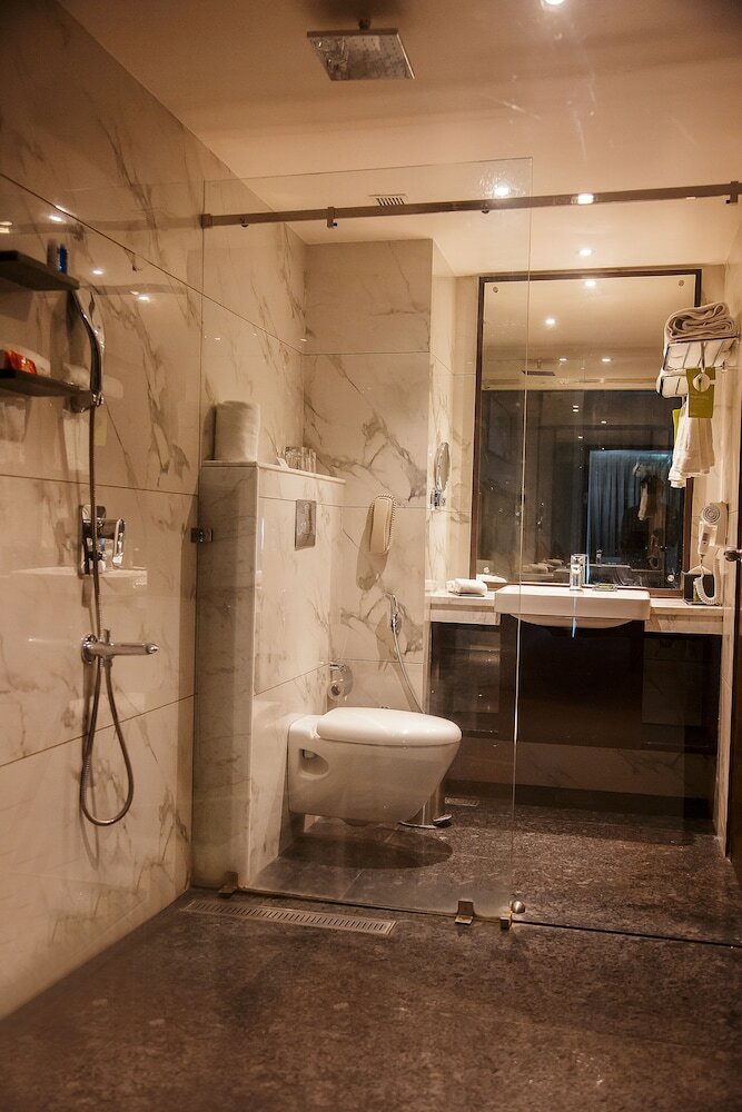 Фото Radisson Lucknow City Center