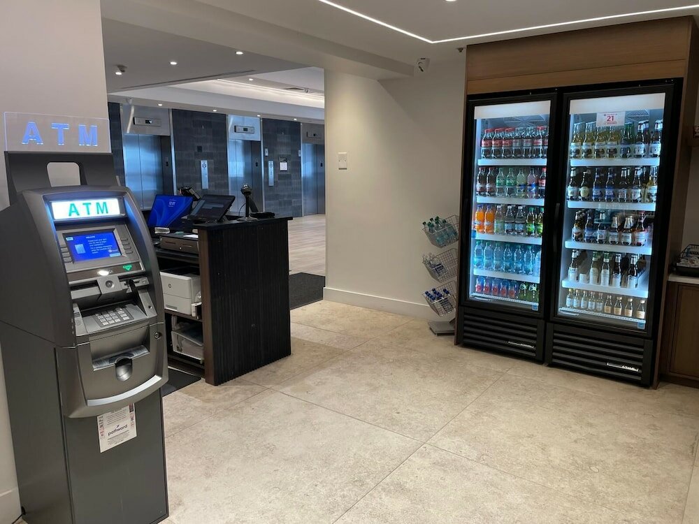 Фото Отель Doubletree by Hilton New York Jfk Airport