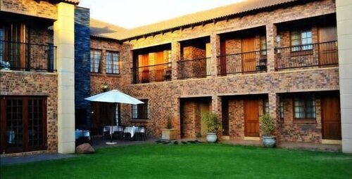 Внешний вид отеля Alveston Manor в Стиве Тшвете, фото 1