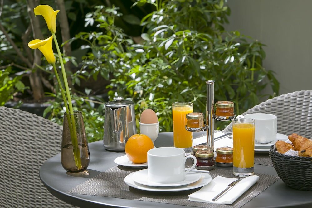 Фото Hôtel A La Villa des Artistes