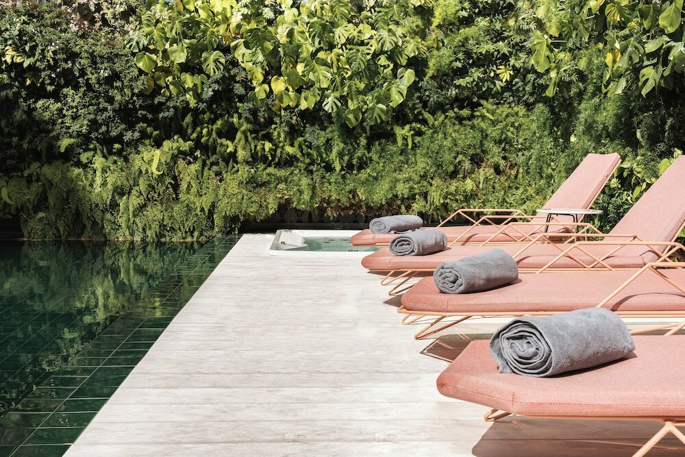 Фото Luster Hotel