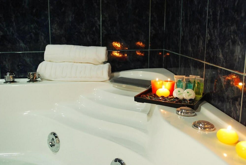 Фото The Orchard Cebu Hotel & Suites