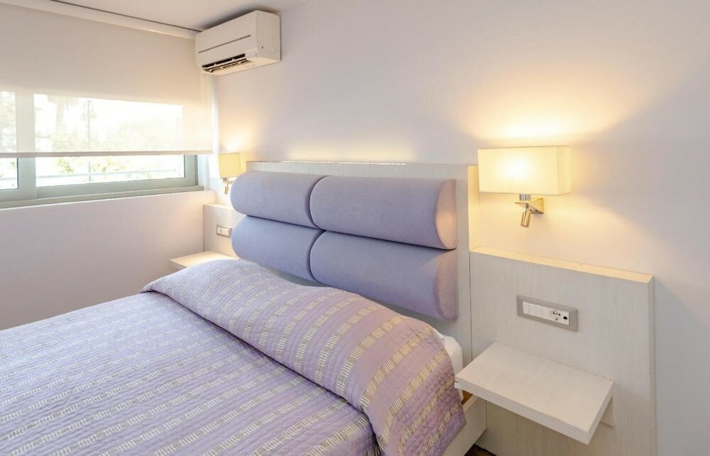 Фото Hotel Triton