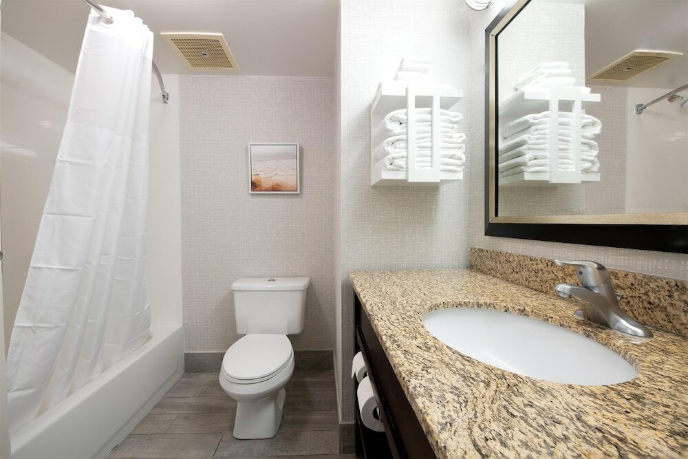 Фото Hampton Inn Newport News-Yorktown