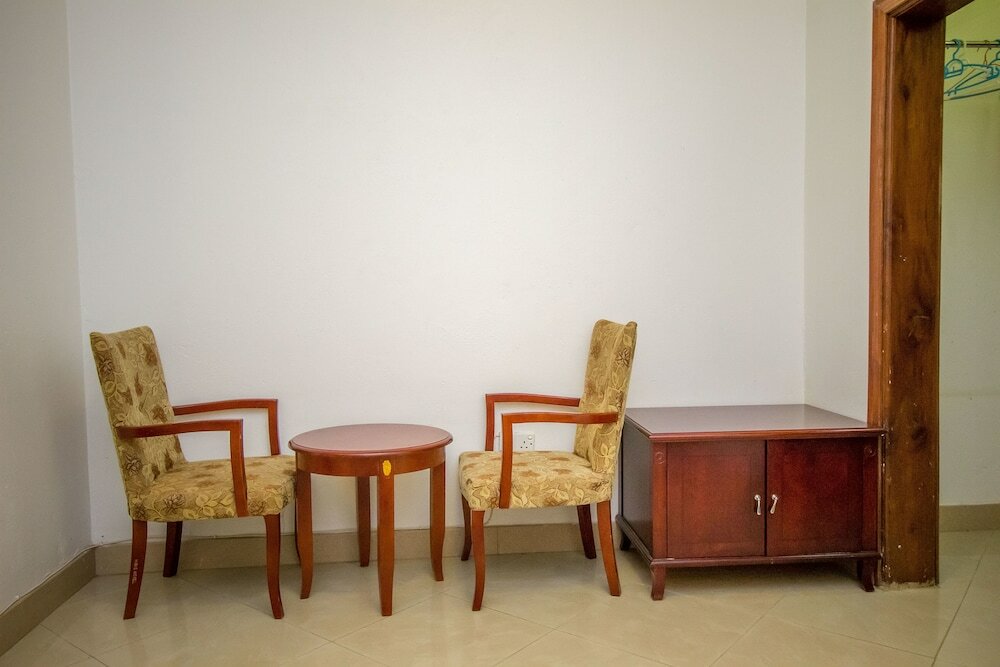 Фото Hibis Hotel