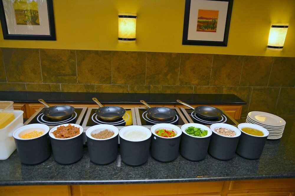 Фото Mcm Eleganté Hotel & Suites