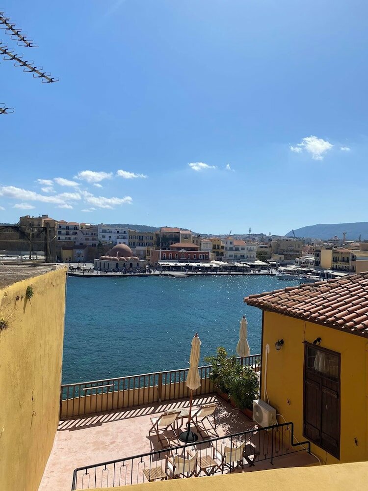 Фото Helena Hotel