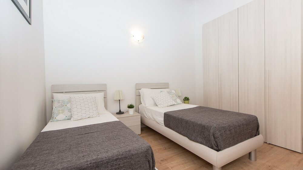 Фото Rental In Rome Rosselli Palace Deluxe 3 Apartment