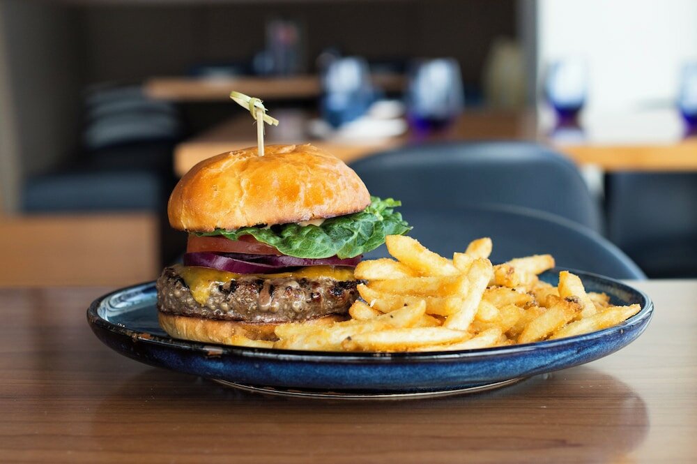 Фото Hotel Indigo Everett - Waterfront Place, an Ihg Hotel