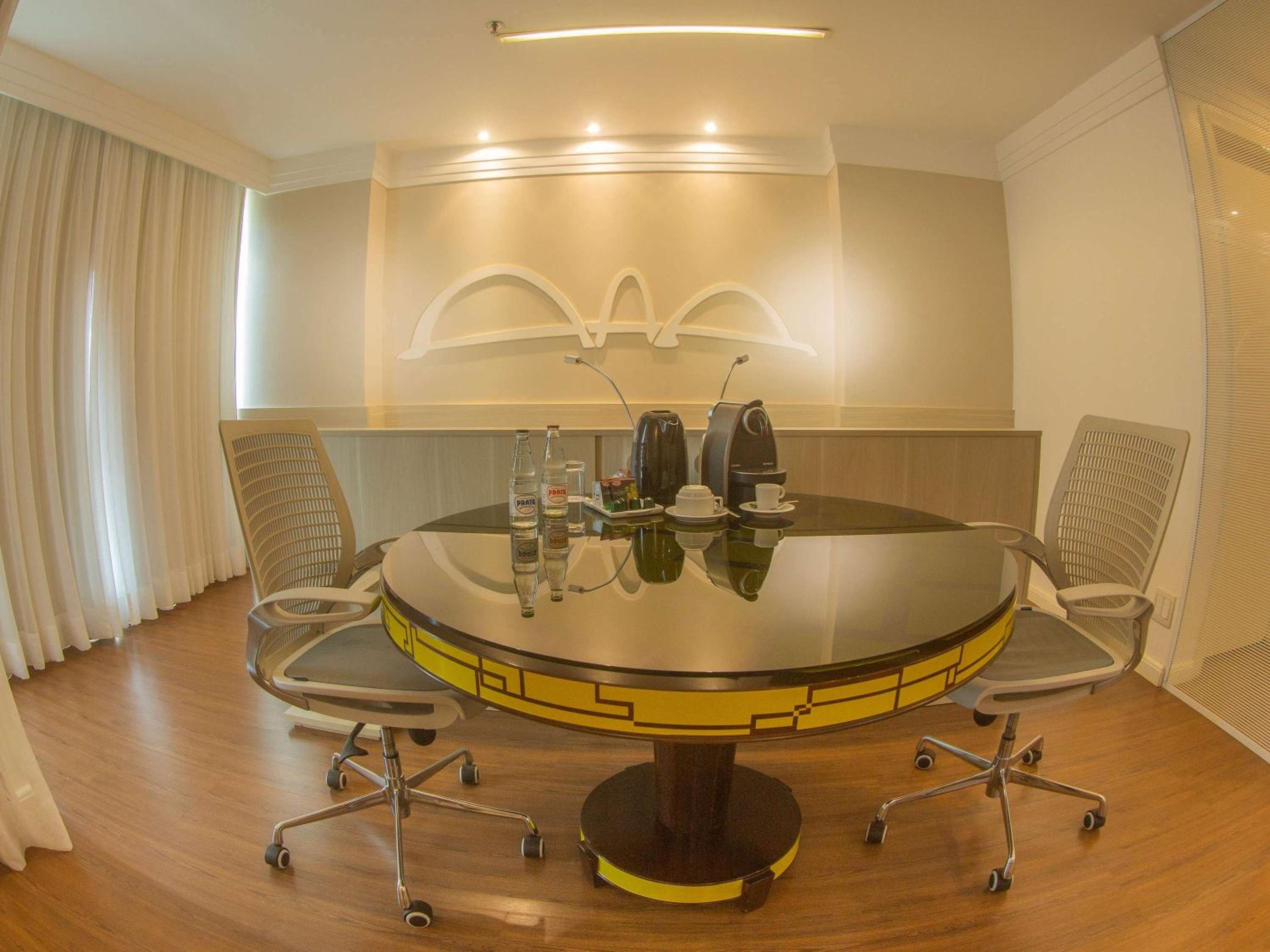 Фото Mercure Brasilia Lider