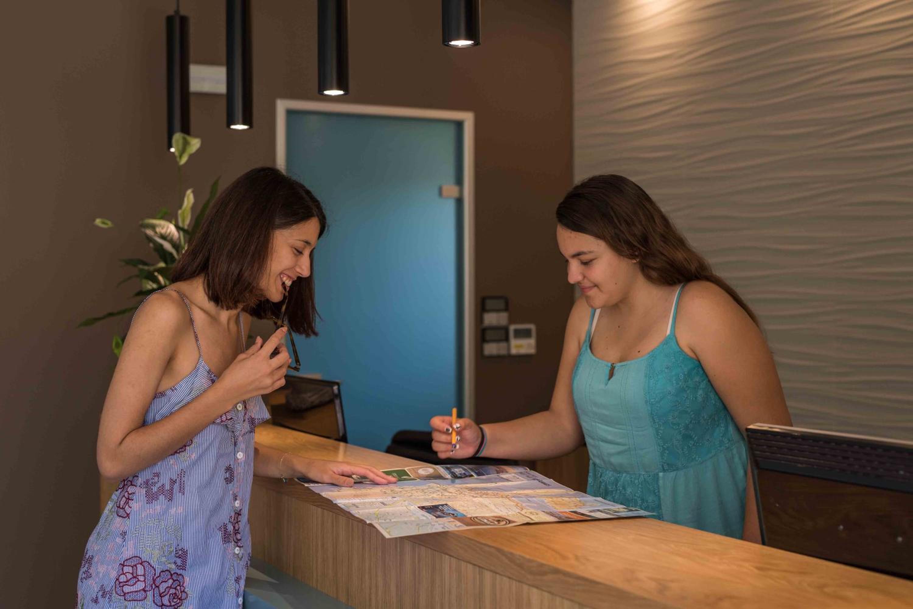 Фото Balos Beach Hotel