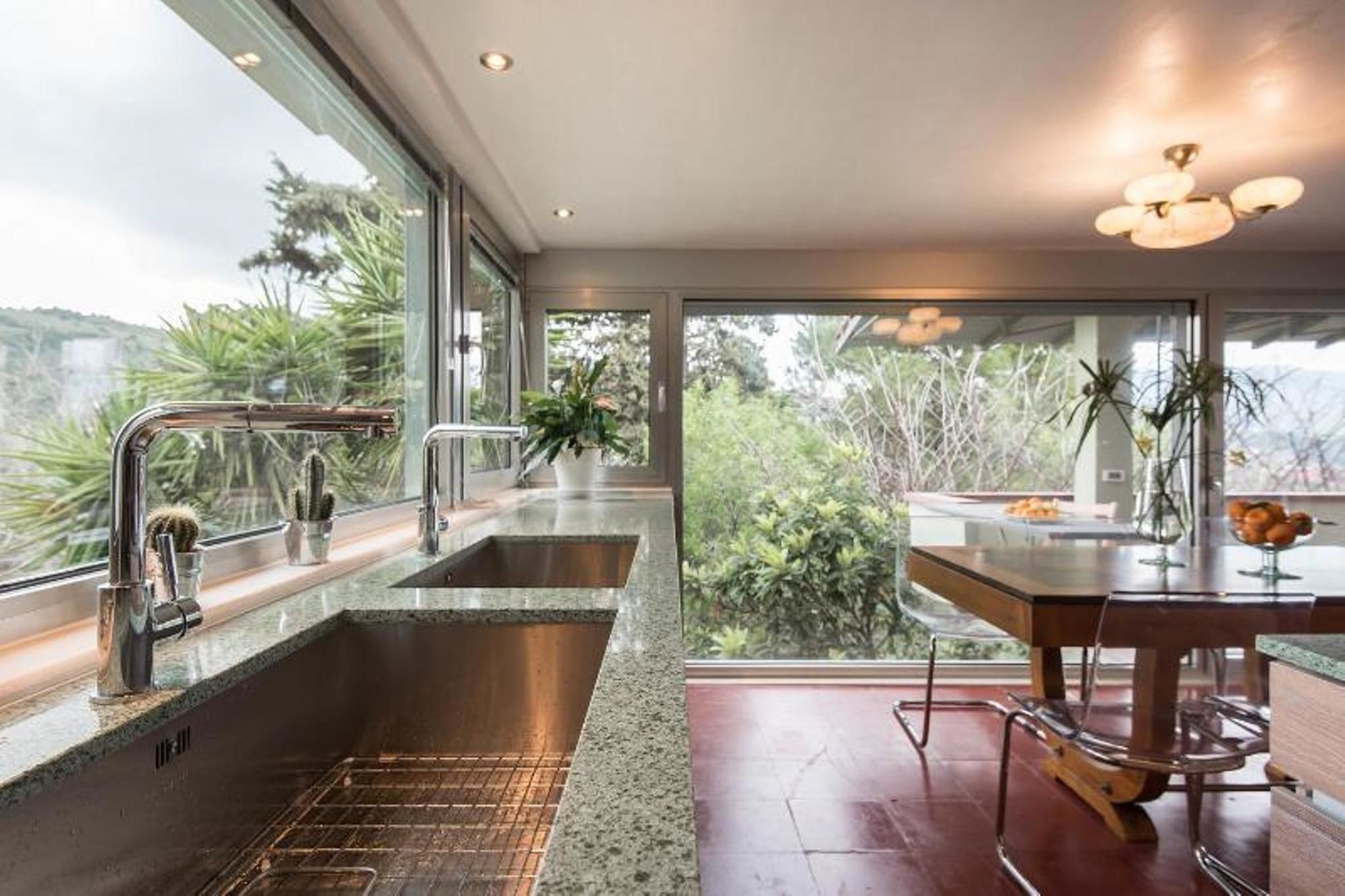 Фото The architect's house