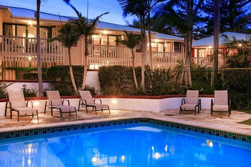 Гостиница Crest Apartments Byron Bay в Байрон-Бэе