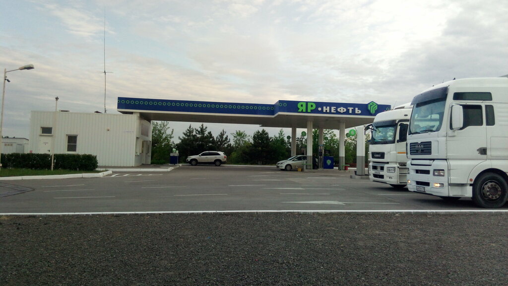 Gas station Azk Yar-Neft, Volgograd, photo