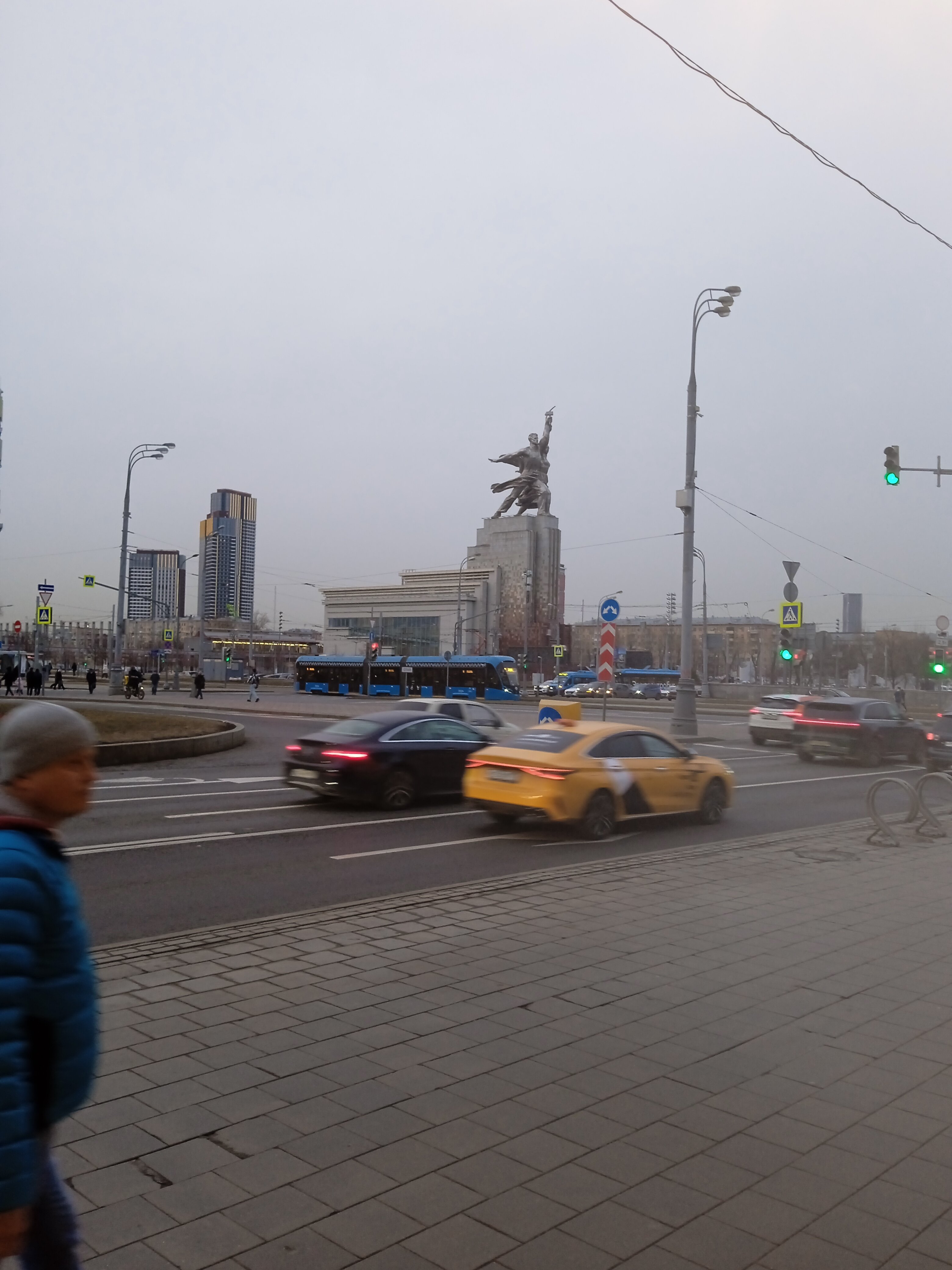 Фото Найс Красные ворота