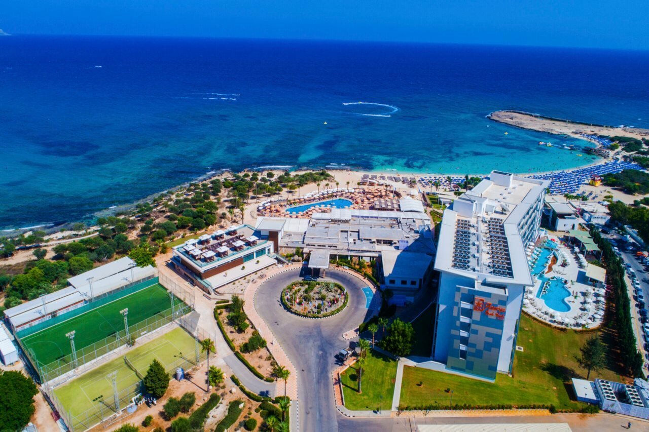 Фото Asterias Beach Hotel