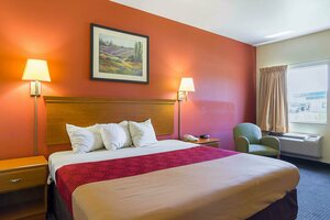Гостиница Econo Lodge Inn & Suites Pritchard Road North Little Rock