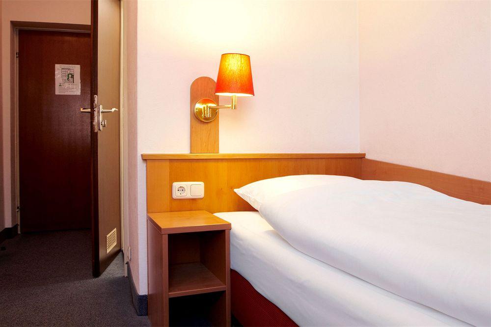 Фото Smart Stay Hotel Schweiz