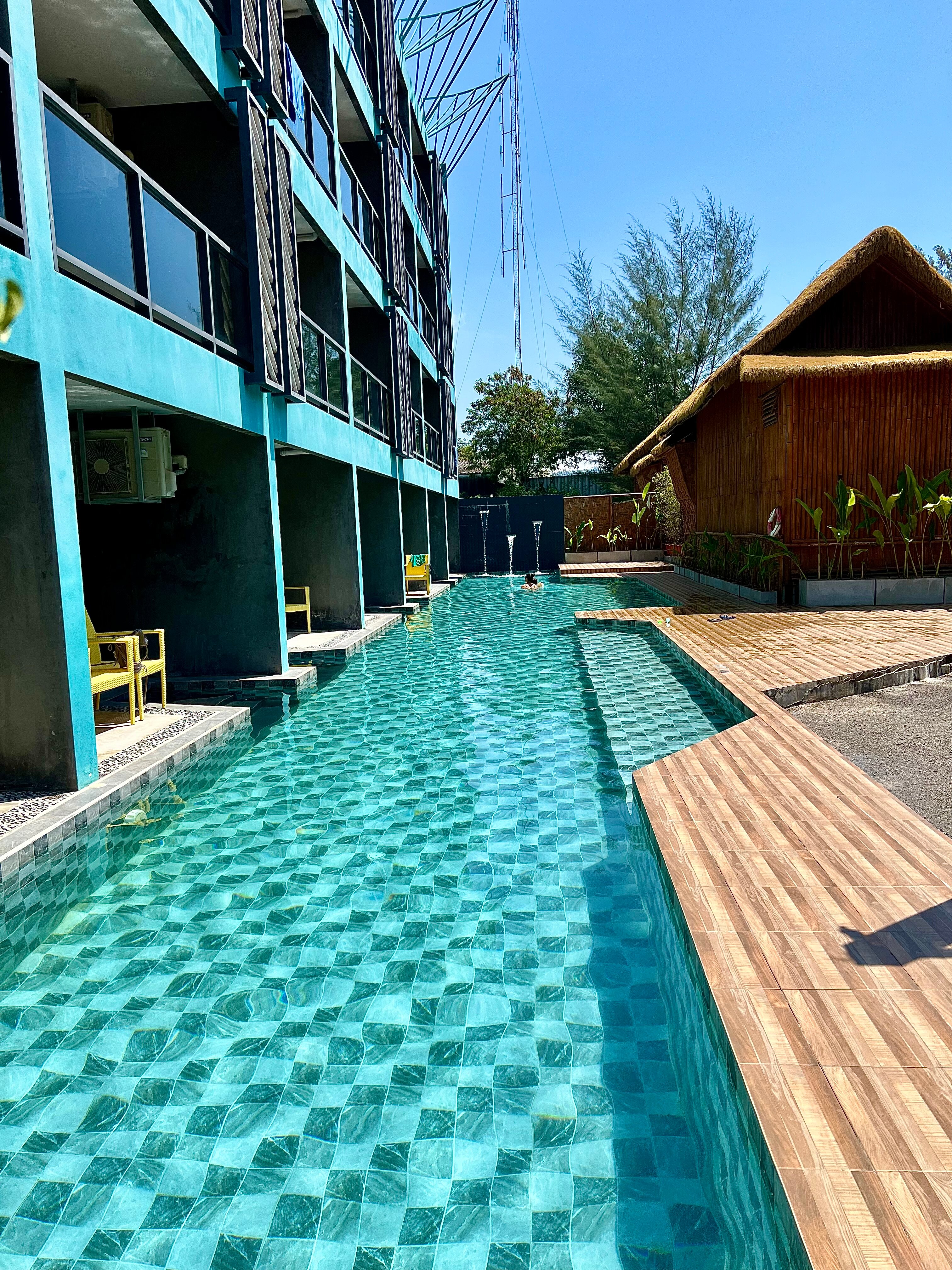 Фото отеля 2