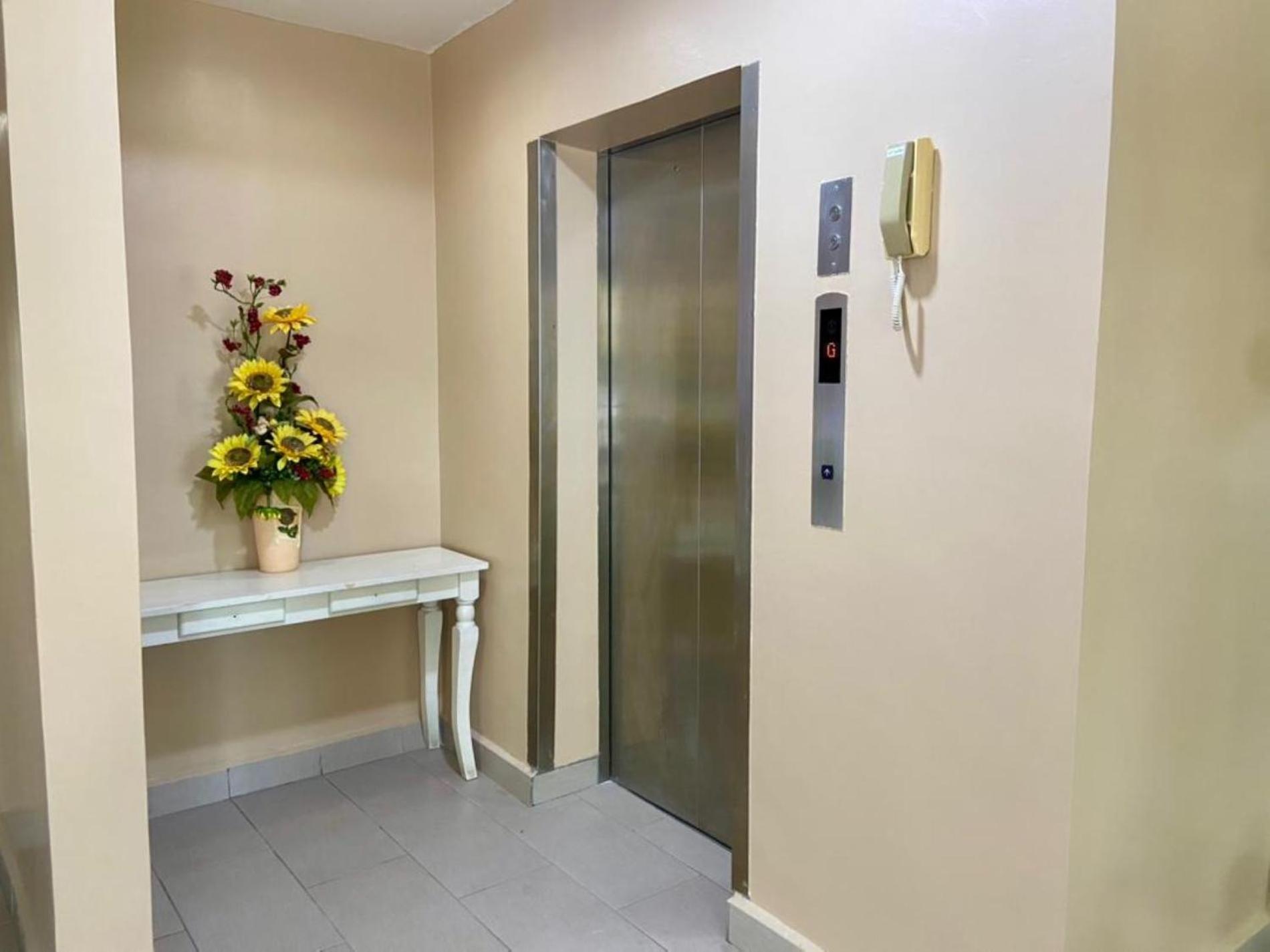 Фото Syaz Meridien Hotel