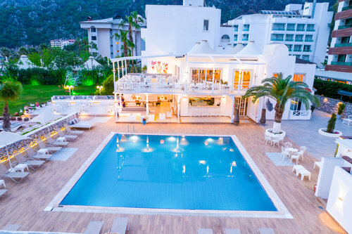 Гостиница Casa & Blanca Hotel в Ичмелере