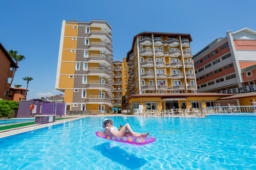 Гостиница Clover Magic Garden Beach Hotel в Конаклы