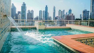 Гостиница Hilton Garden Inn Panama