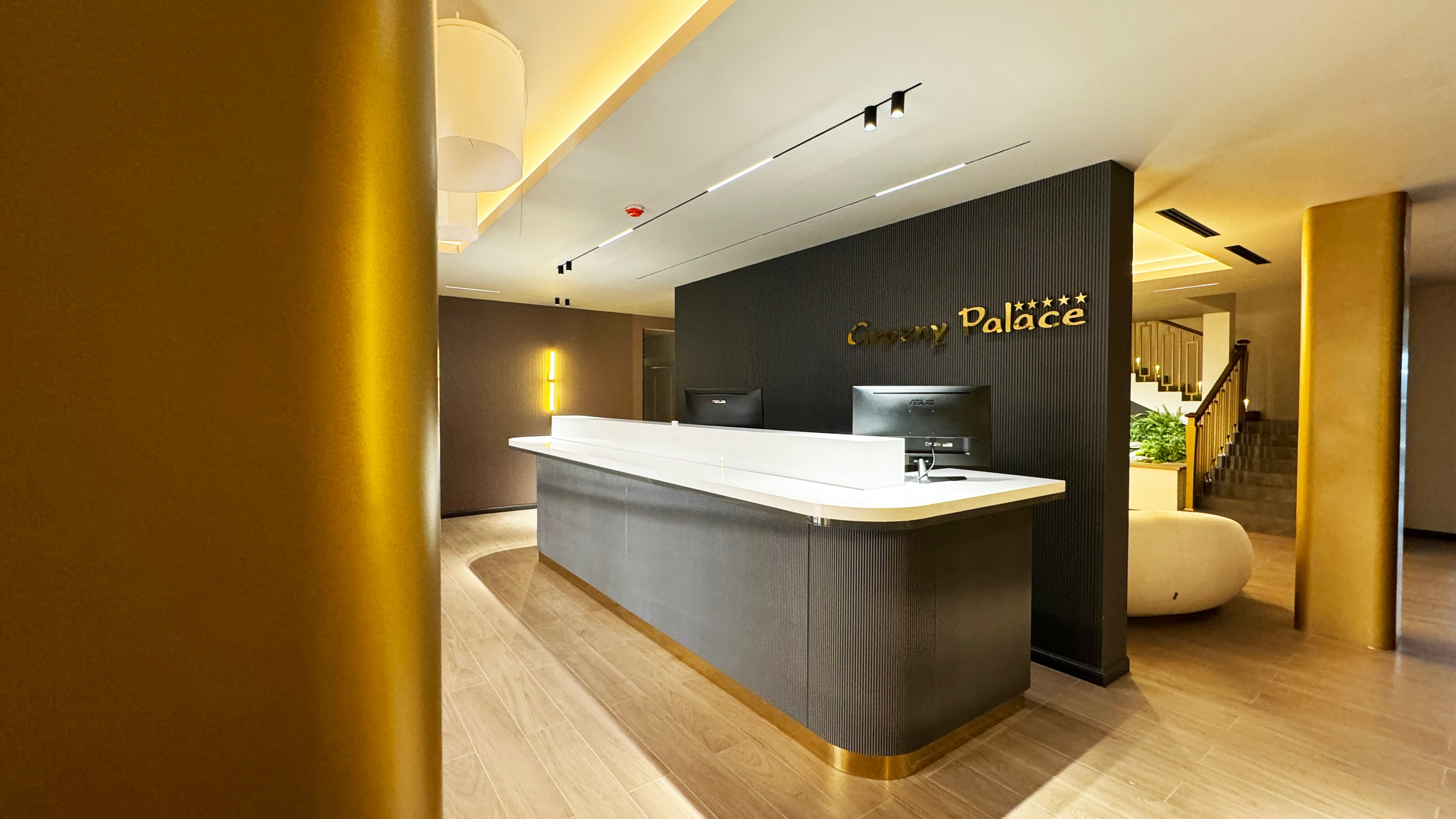 Фото Grozny Palace