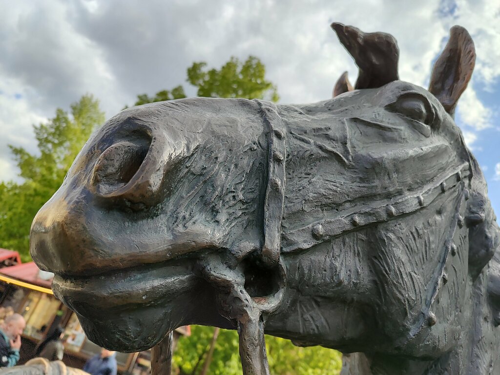 Genre sculpture Скульптура Коляска губернатора, Minsk, photo