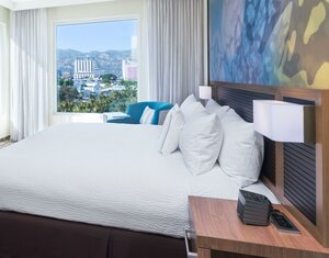 Гостиница Courtyard by Marriott Kingston, Jamaica