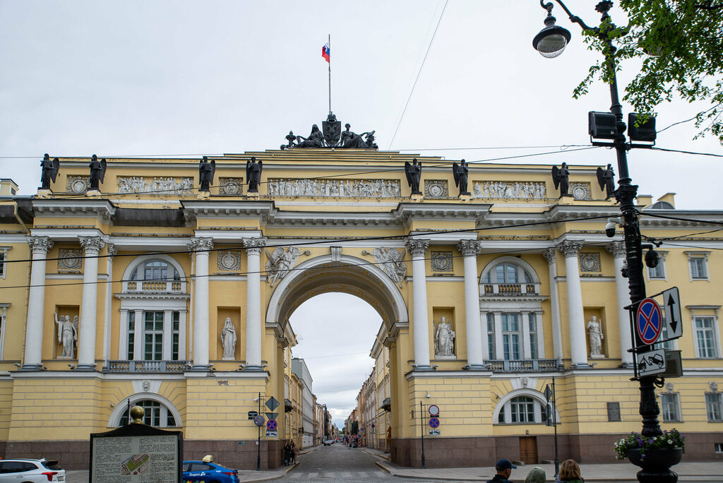 Landmark, attraction Senate and Synod, Saint Petersburg, photo
