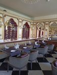 Le Chateau 27 (Zamkavaja Street, 27-9) ، مطعم