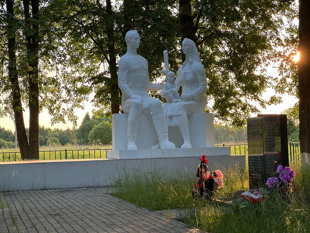 Monument, memorial Землякам-героям, погибшим в годы Великой Отечественной войны, Kaluga Oblast, photo