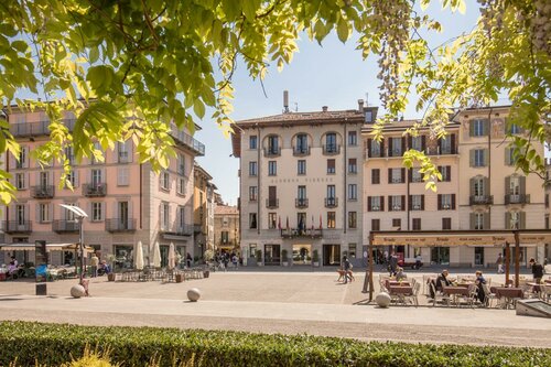 Гостиница Albergo Firenze в Комо
