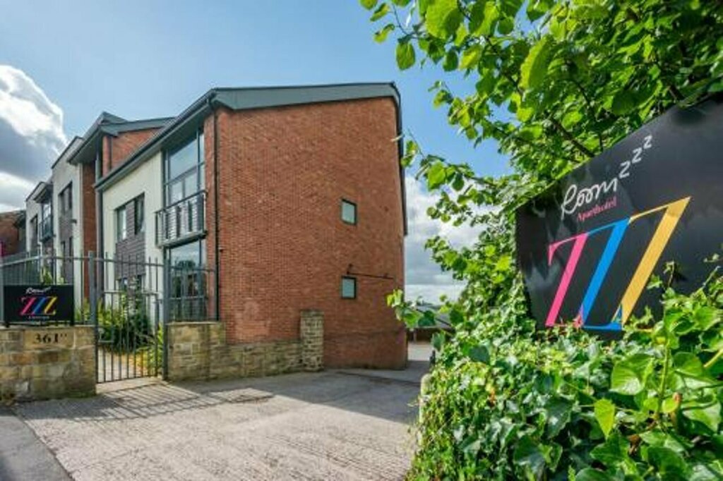 Hotel Roomzzz Leeds Headingley, Leeds, photo