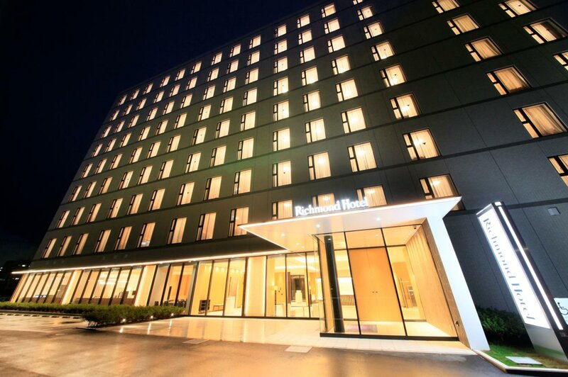 Гостиница Richmond Hotel Himeji