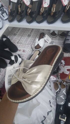 Jeyms Kornelius boynida