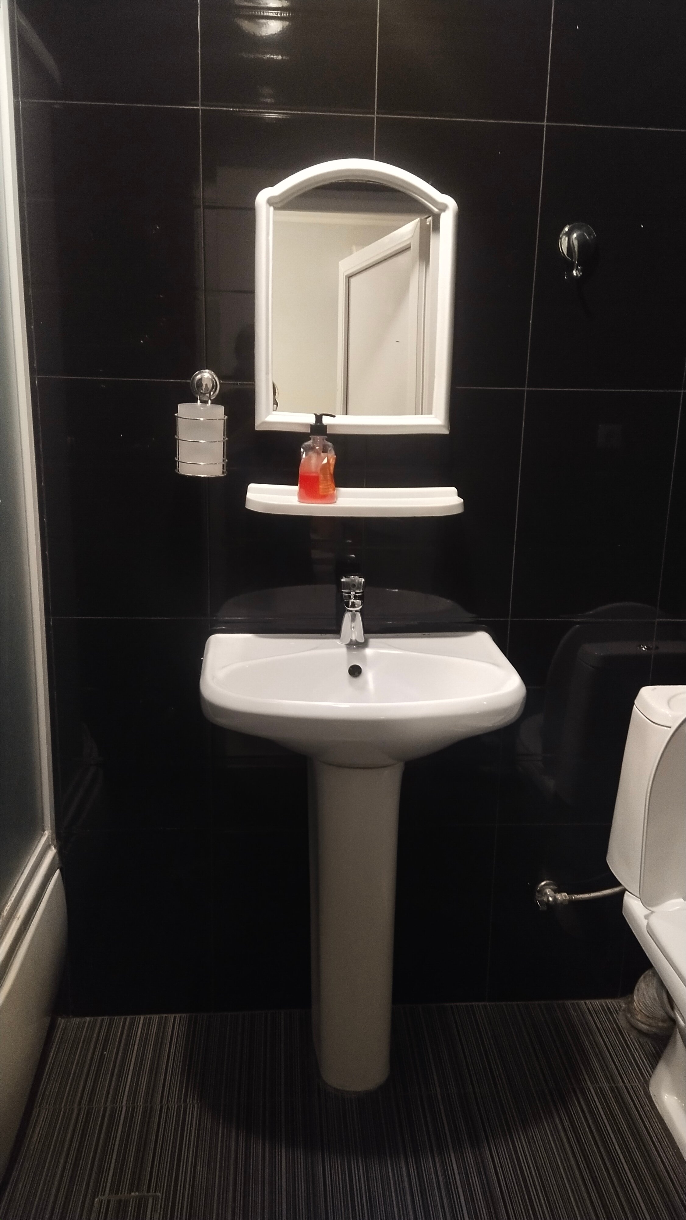 Фото Милана