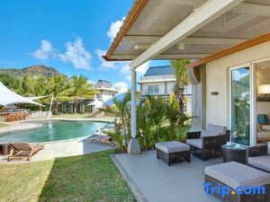 Гостиница Le Suffren Hotel & Marina