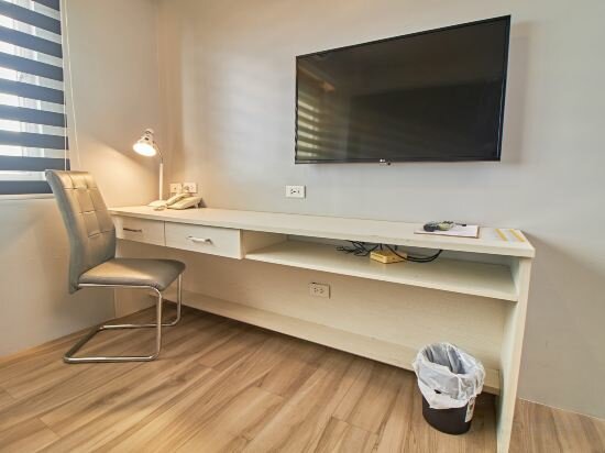 Фото Cebu Hotel Plus