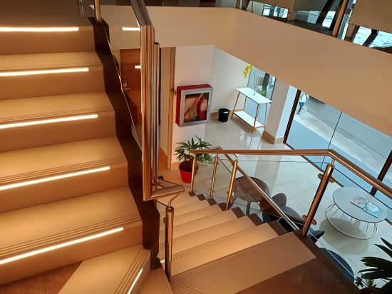 Фото Vivien's Hotel