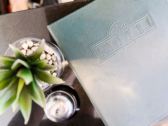 Фото Townhouse Oak Avitel Hotel