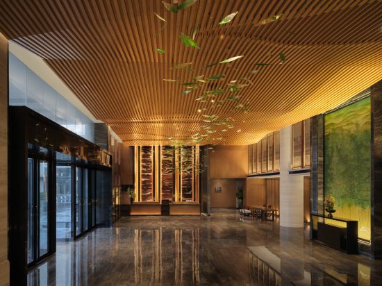 Фото Boutin Hotel