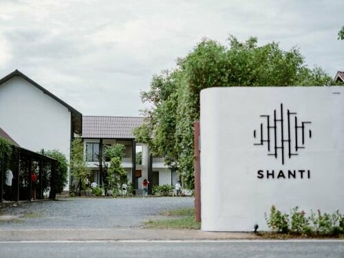 Shanti-Retreat