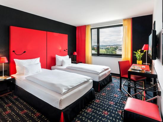 Фото Vienna House Easy Pilsen