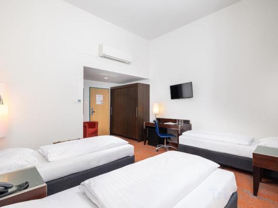 Фото City Hotel Matyas